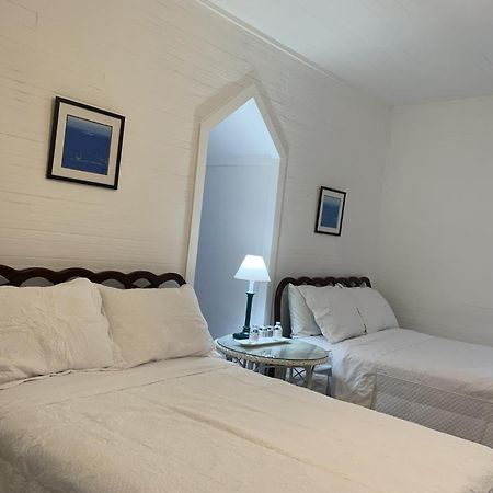 Meadows Inn Нью-Берн Экстерьер фото